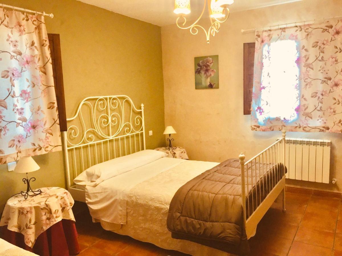 Гостевой дом La Casa Del Cartero Pablo Сальданья-де-Аильон Экстерьер фото